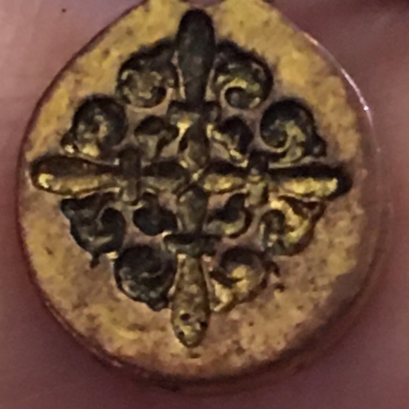 Wired faceted aurora borealis stone bracelet - Picture 5 of 8